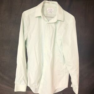 Calvin Klien light green plaid/gingham Casual Dress shirt